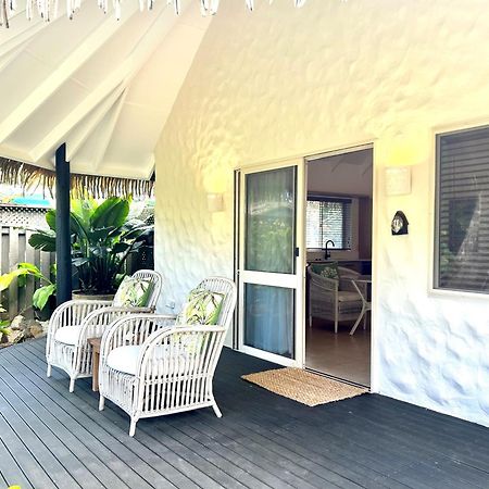 Motu Beachfront Art Villas 拉罗汤加 外观 照片