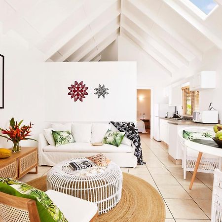Motu Beachfront Art Villas 拉罗汤加 外观 照片