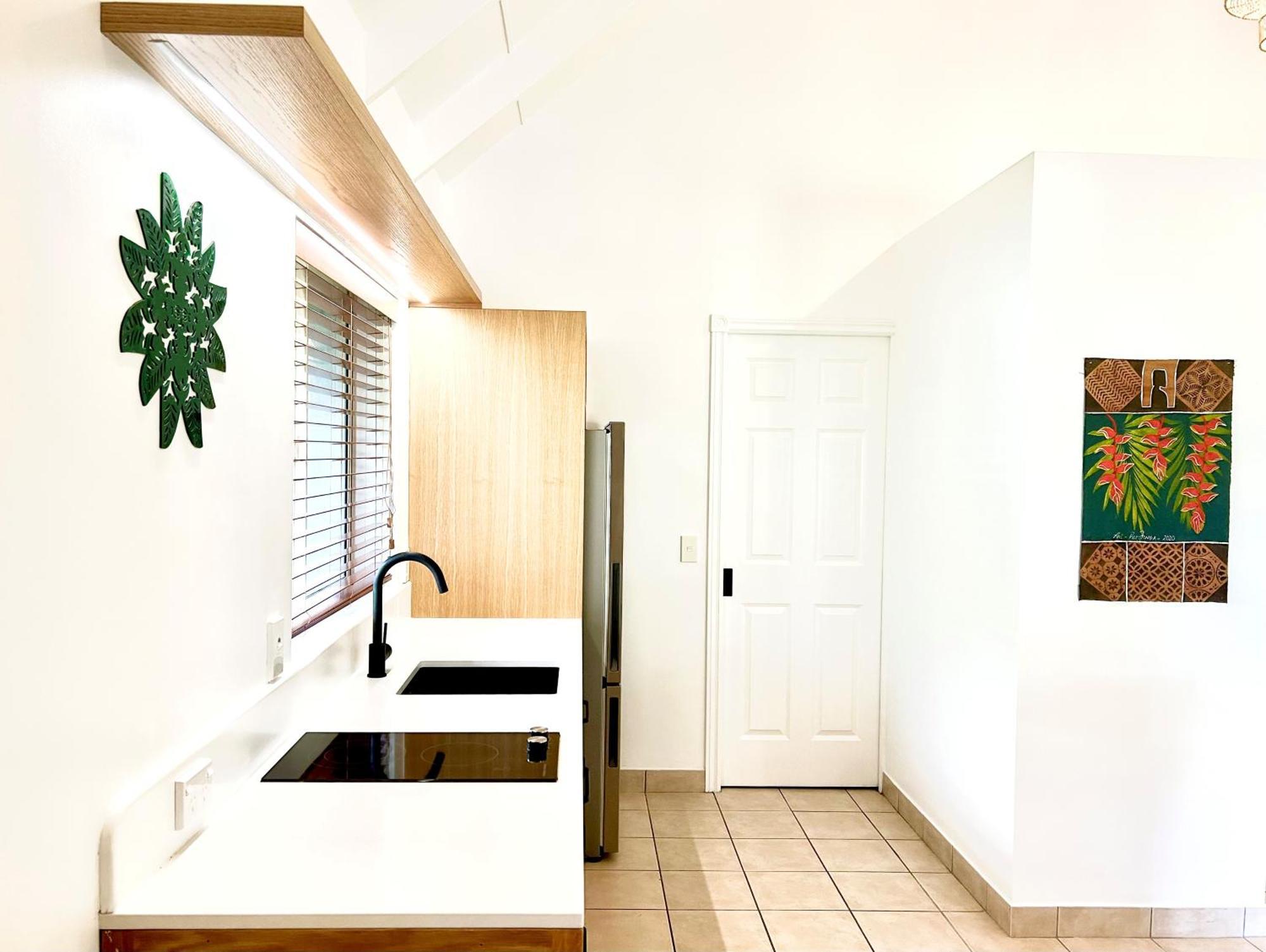 Motu Beachfront Art Villas 拉罗汤加 外观 照片