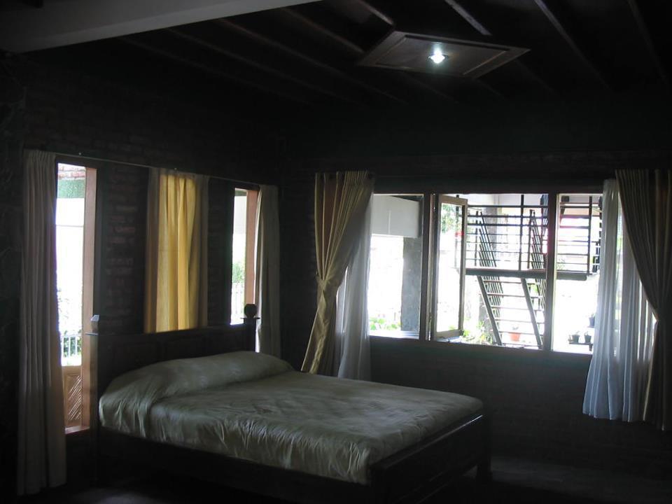 Motu Beachfront Art Villas 拉罗汤加 外观 照片