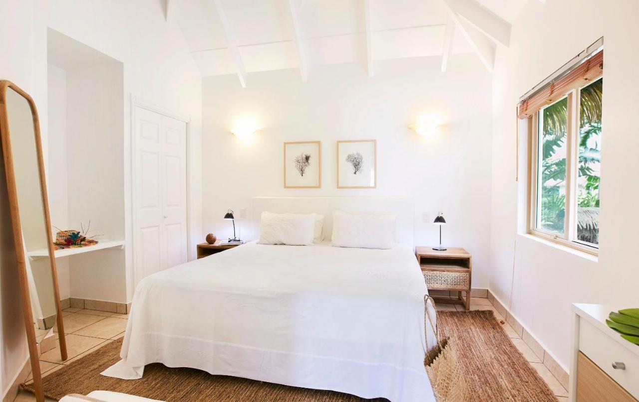 Motu Beachfront Art Villas 拉罗汤加 外观 照片
